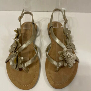 Andiamo gold strappy sandals with flowers size 6 1/2 M